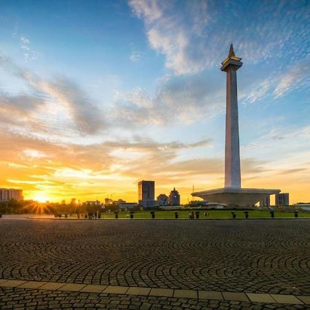 Hi Hotel Senen Jakarta Exterior photo