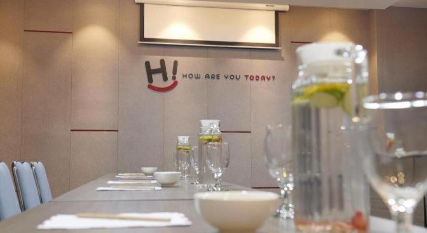 Hi Hotel Senen Jakarta Exterior photo