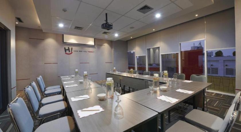 Hi Hotel Senen Jakarta Exterior photo